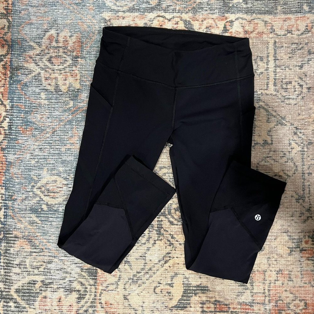 Lululemon 3/4 Inch black low-rise Leggings